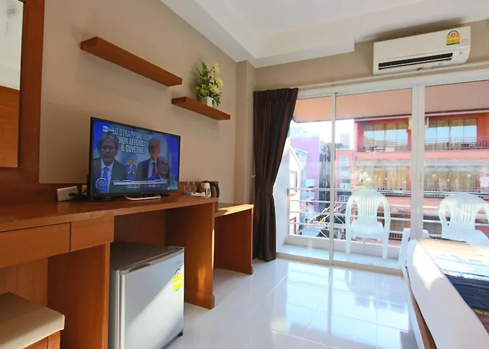 Good Nice Hotel